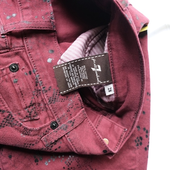 7 For All Mankind Jeans Burgundy Snakeskin Print Lowrise Skinny Jeans sz 28 - Picture 4 of 8